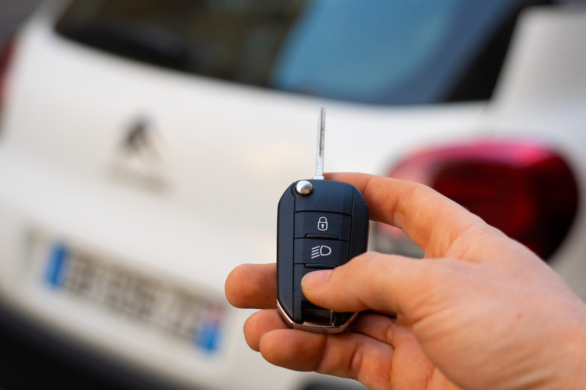 Refaire des clés de voiture ou commander un double - Dacia